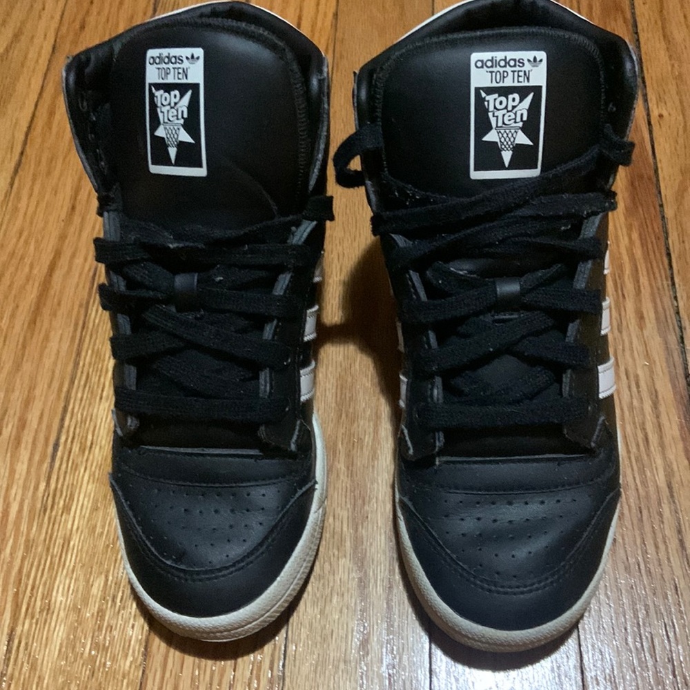 Shoes Adidas kids size 4 1/2